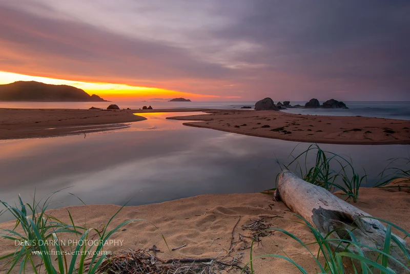 reflections photograph. D750. 400mm.