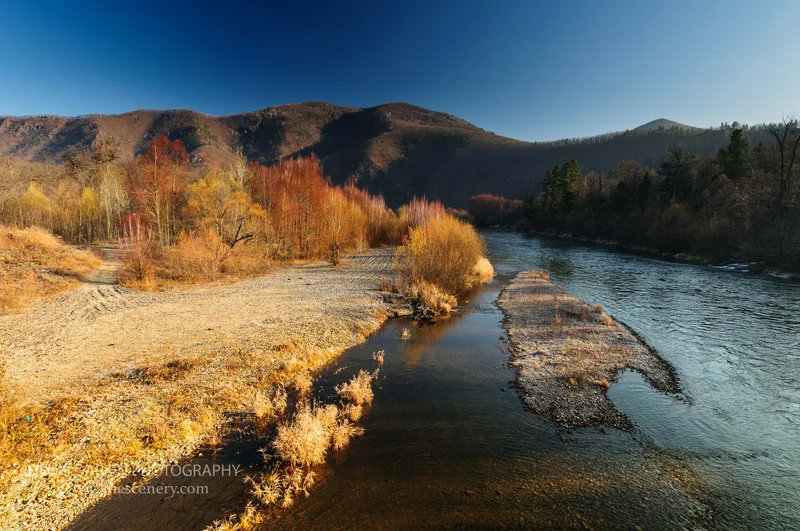 rivers photograph. D600. 400mm.